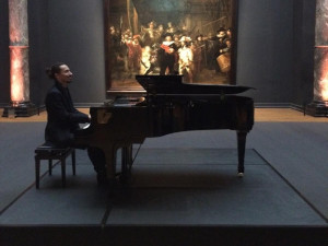 Pianist Manuel