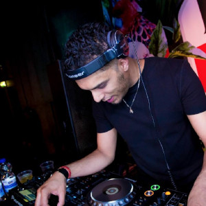 Foto 3 van DJ Senzy