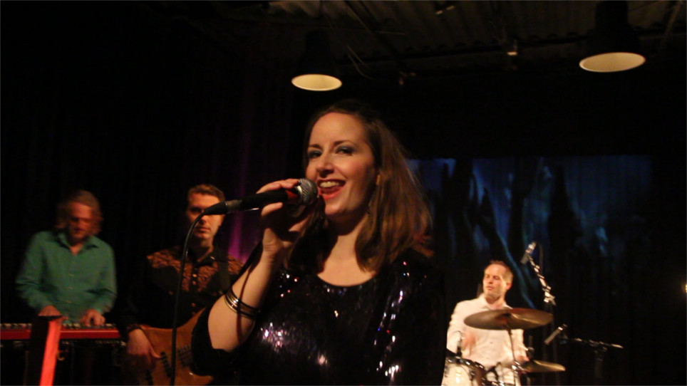 Foto 4 van Mix Up The Party