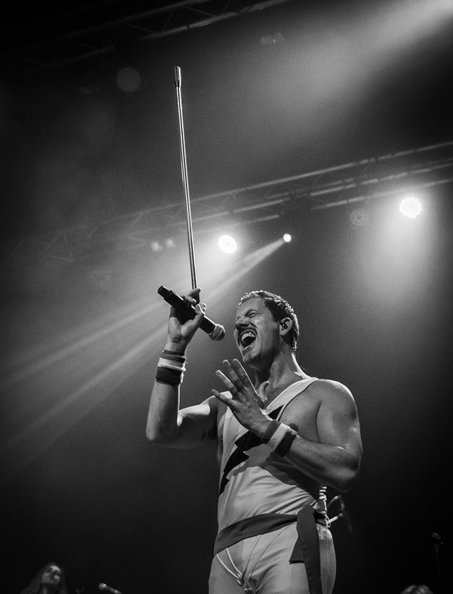 Foto 4 van Queen Forever