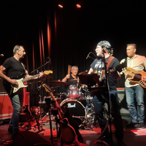 Foto 6 van The Revival Band