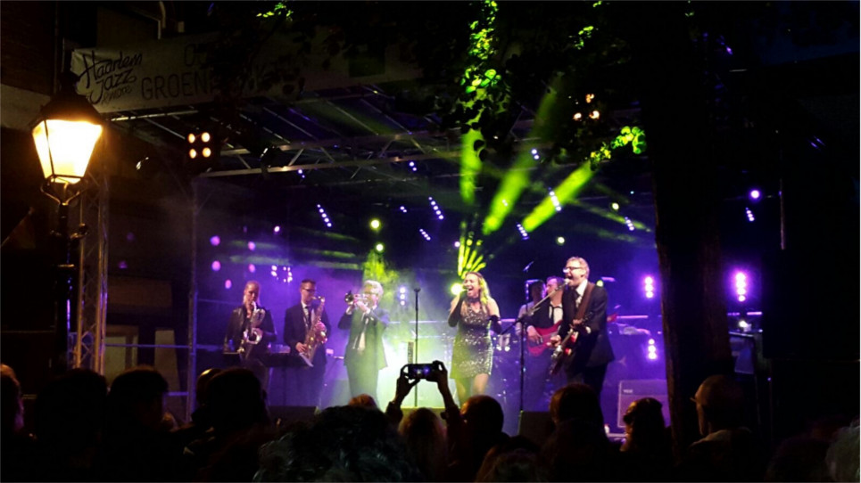 Foto 4 van True To Sue